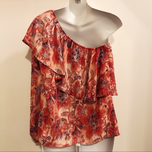 Belle + Sky Floral Print One Shoulder Ruffle Top - Picture 5 of 8